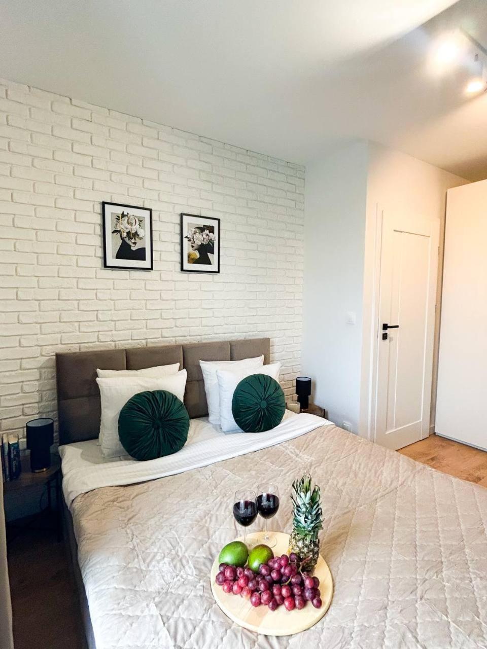 Lumina Luxury 3-Rooms Apartments With Parking وودج المظهر الخارجي الصورة