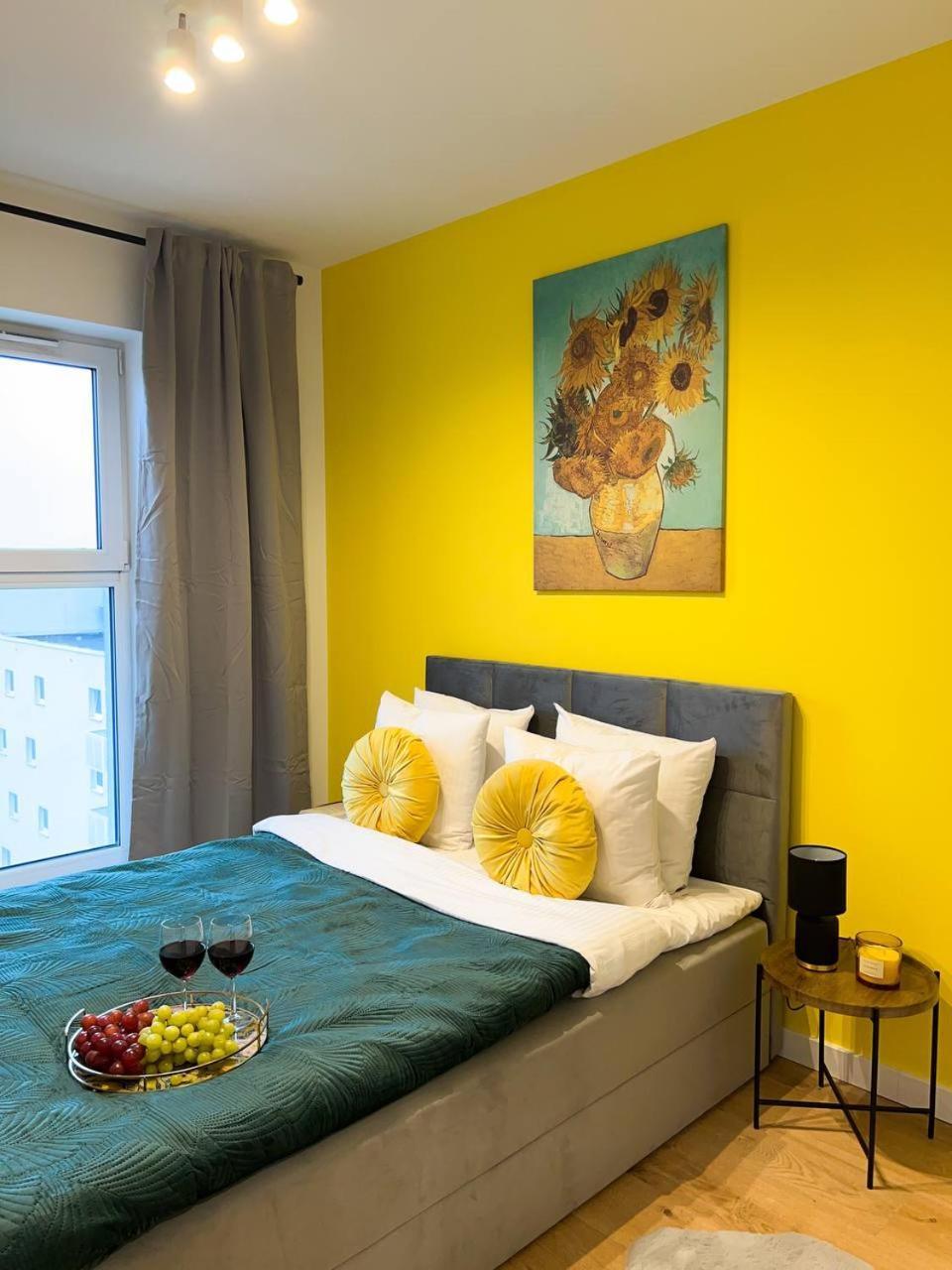 Lumina Luxury 3-Rooms Apartments With Parking وودج المظهر الخارجي الصورة