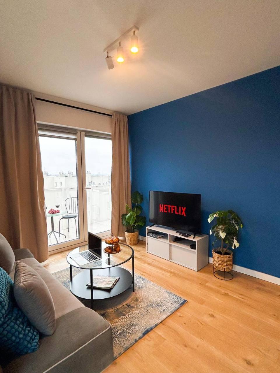 Lumina Luxury 3-Rooms Apartments With Parking وودج المظهر الخارجي الصورة