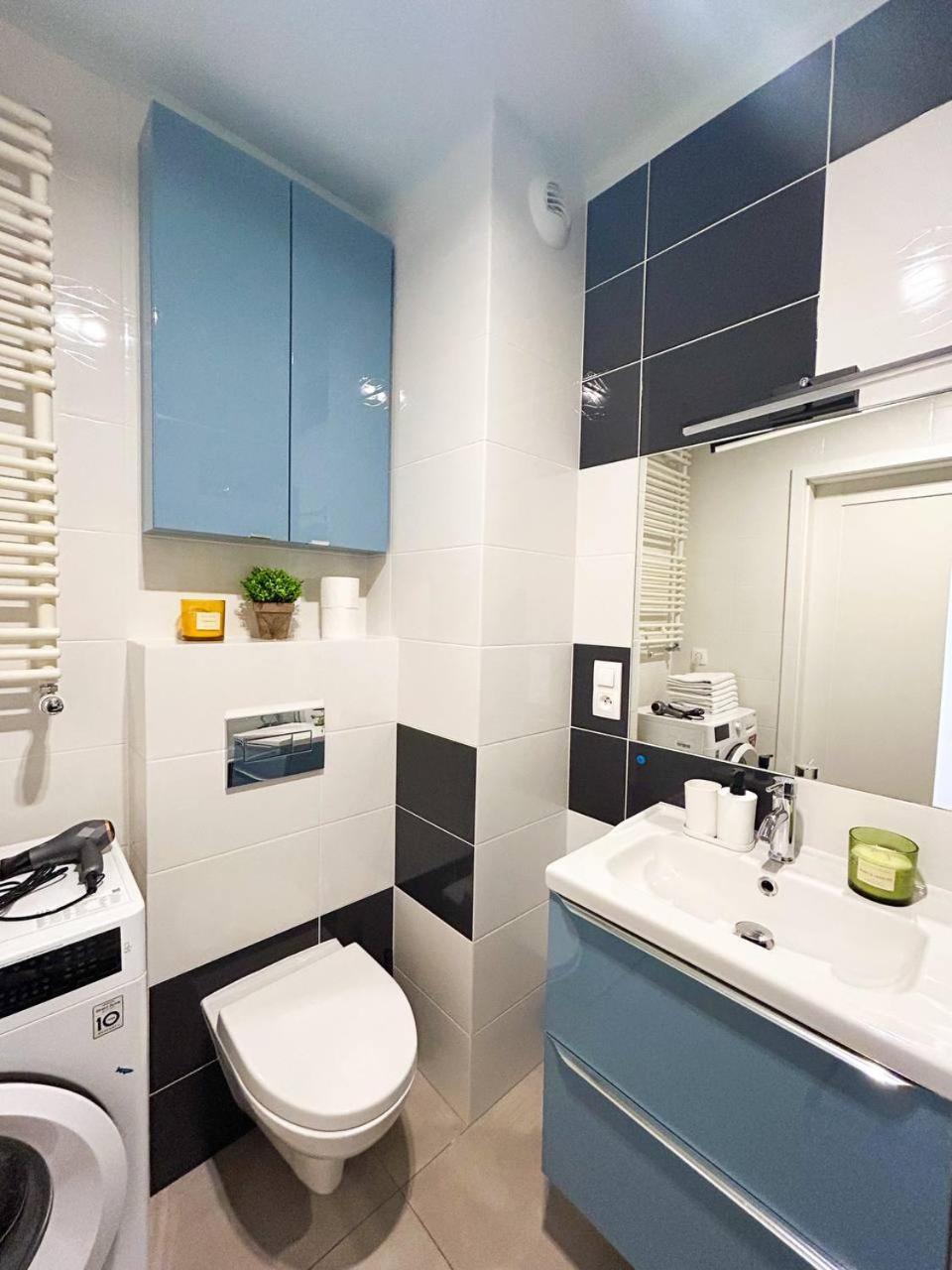 Lumina Luxury 3-Rooms Apartments With Parking وودج المظهر الخارجي الصورة